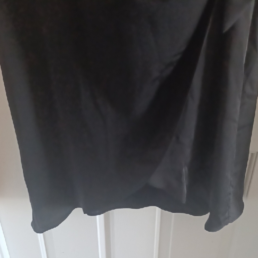 DKNY Classic Black Dress, 16W - Picture 6 of 10